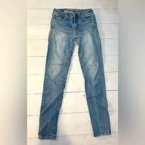 American Eagle super Stretch Skinny Jeans Size 0